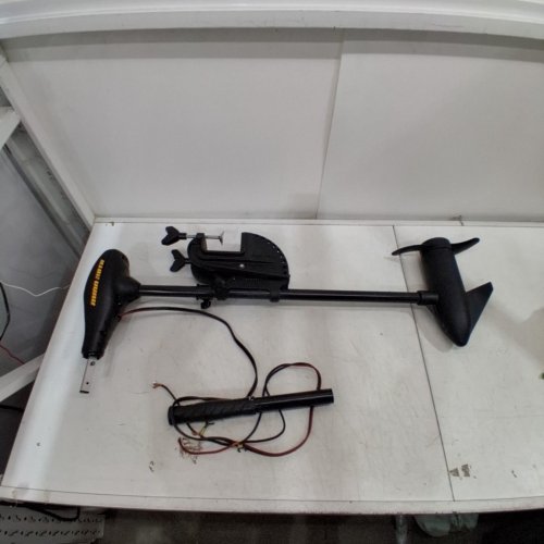 MINN KOTA ENDURA C2 TRANSOM-MOUNT ELECTRIC TROLLING MOTOR - 30LB THRUST - BLACK image 2