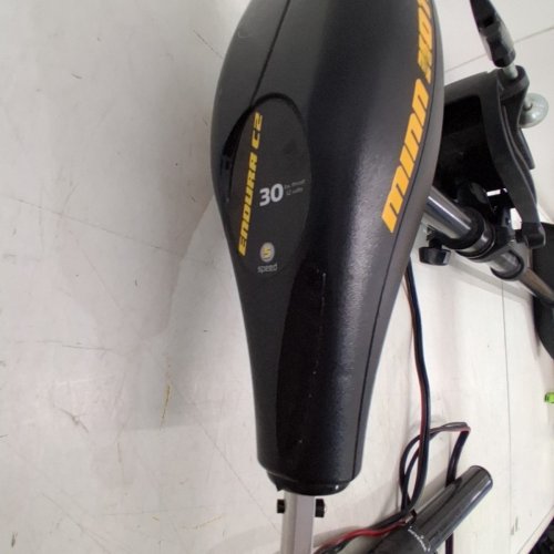 MINN KOTA ENDURA C2 TRANSOM-MOUNT ELECTRIC TROLLING MOTOR - 30LB THRUST - BLACK image 4