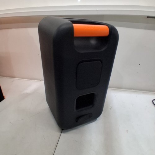 SKULLCANDY STOMP XL WIRELESS BLUETOOTH PARTY SPEAKER - INTEGRATED CARRY HANDLE​, IPX5 WATER RESISTANCE, 12-HOUR BATTERY LIFE - BLACK ORANGE (MODEL:2SKSK1851/4449801) image 8