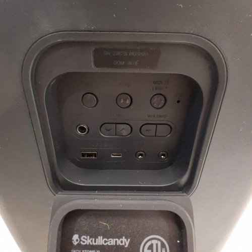 SKULLCANDY STOMP XL WIRELESS BLUETOOTH PARTY SPEAKER - INTEGRATED CARRY HANDLE​, IPX5 WATER RESISTANCE, 12-HOUR BATTERY LIFE - BLACK ORANGE (MODEL:2SKSK1851/4449801) image 9