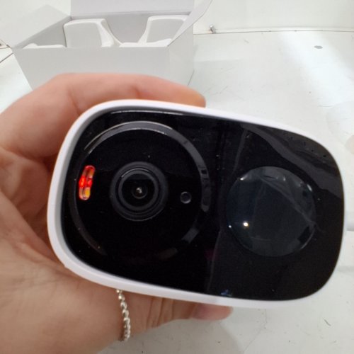 2PK SMART AI BATTERY WIRELESS OUTDOOR CAMERA - WIFI SURVEILLANCE CAMERA FOR HOME SECURITY SYSTEM WITH SIREN ALARM, SPOTLIGHT, & MOTION DETECTION - WHITE (MODEL: CG6) image 2