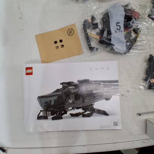 1369PC LEGO DUNE ATREIDES ROYAL ORNITHOPTER BUILDING BLOCK SET (MODEL: 10327) image 2