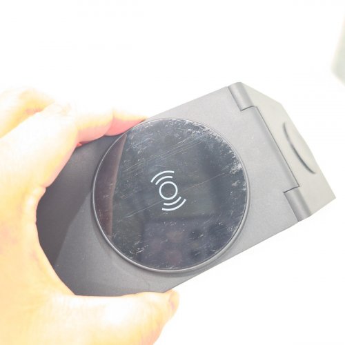 JUST WIRELESS 3-IN-1 FOLDABLE DESKTOP MAGNETIC CHARGING STATION FOR APPLE & ANDROID DEVICES - BLACK (MODEL: 04097-V) image 2