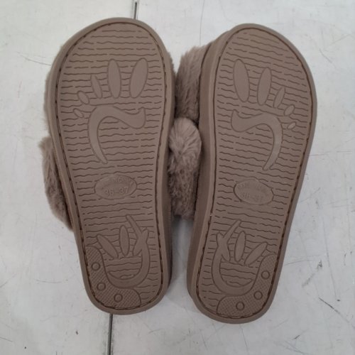 WOMEN'S SOFT PLUSH FUZZY SLIPPER SANDALS - 5-6 - BROWN image 4