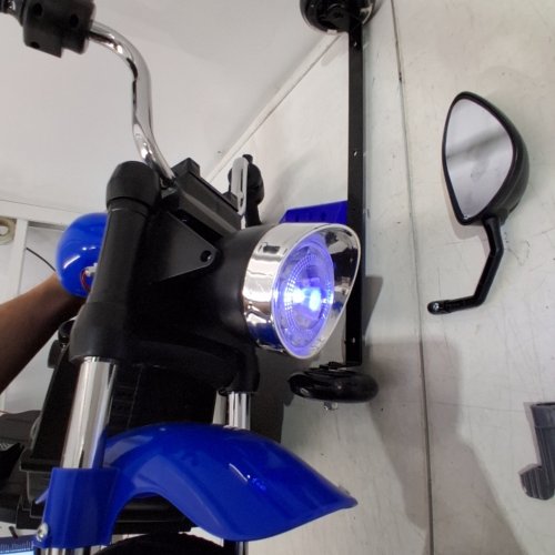 KIDS GARVEE ELECTRIC 3-WHEEL RIDE ON MOTORCYCLE WITH TRAINING WHEELS - 12V - BLUE/BLACK (MODEL: WH8898) image 2