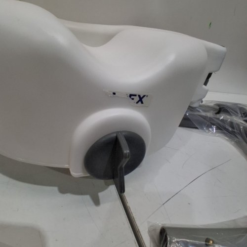 CAREX HEALTHCARE LOCK RAISED TOILET SEAT WITH ARMS, B311C0 image 3