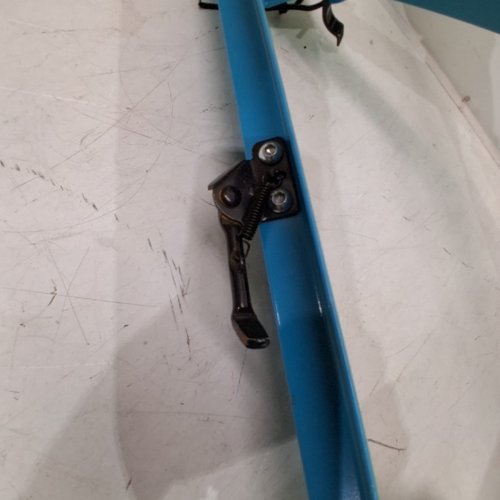 HURTLE RENEGADE ADJUSTABLESCOOTER WITH KICKSTAND, ADJUSTS FROM CHILD TO ADULT HEIGHT - 33"- 39" - AQUA (MODEL: HURTSTEL) image 4