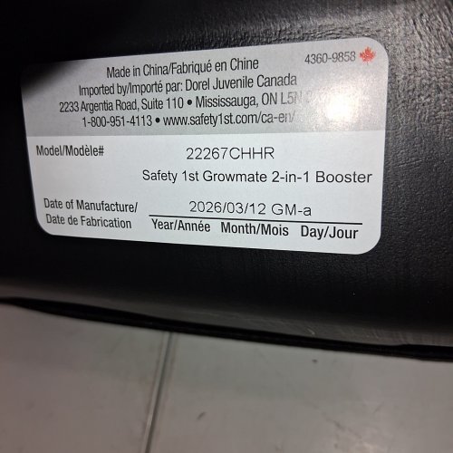 SAFETY 1ST 2-IN-1 LIGHTWEIGHT GROWMATE BELT-POSITIONING BOOSTER CAR SEAT WITH HIGH-BACK TO BACKLESS & ADJUSTABLE HEADREST- BLACK (MODEL:22267CHHR) image 2