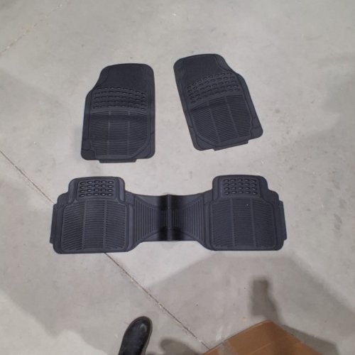 3PC UNIVERSAL AUTOMOTIVE CAR FLOOR MATS - BLACK - (MODEL : F11306BLACK) image 2