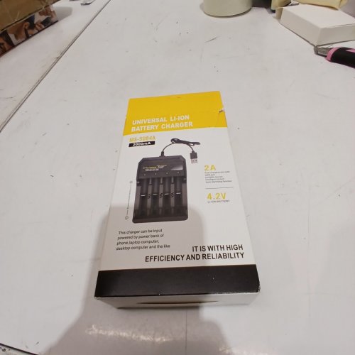 UNIVERSAL LI-ION BATTERY CHARGER WITH BATTERIES - 2A, 4.2 V - BLACK (MODEL: MS-5D84A) image 3