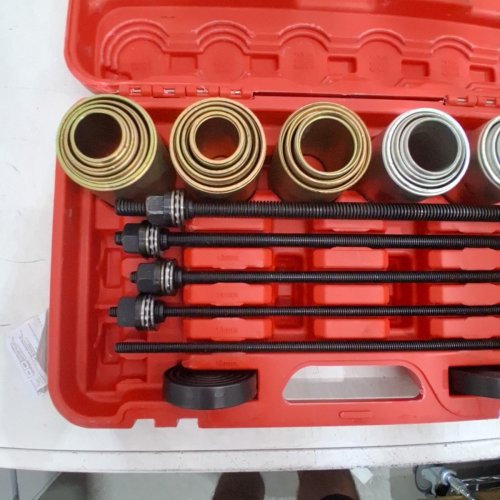 DAYUAN UNIVERSAL PRESS AND PULL SLEEVE REMOVE INSTALL TOOL BUSHES BEARINGS KIT - (MODEL: ‎YT-1097) image 3