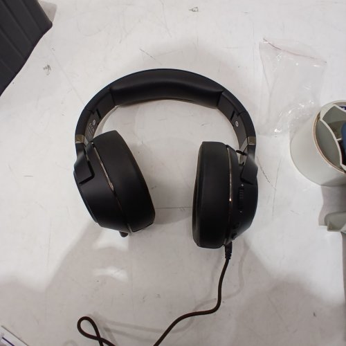 COOSII H300 WIRELESS OVER-EAR HEADPHONES BLUETOOTH WITH ENVIRONMENTAL NOISE CANCELLING RETRACTABLE MIC, USB DONGLE & MUTE (MODEL: H300) image 2