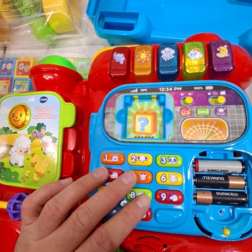 VTECH SIT TO STAND ULTIMATE ALPHABET TRAIN image 2