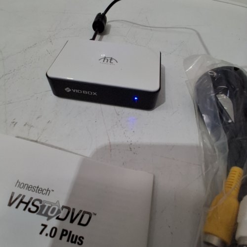 HONESTECH VHS TO DVD VIDEO 7.0 CAPTURE DEVICE - WHITE AND BLACK (STYLE: 7.0 PLUS) image 2