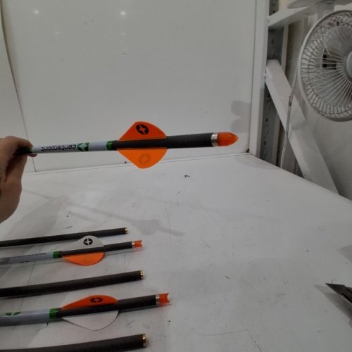 6PK CENTERPOINT ARCHERY CARBON ARROWS FOR CP400 CROSSBOW- 400 GRAIN/ 20" - GREY/ORANGE image 4