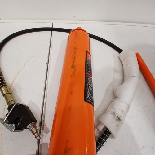 HYDRAULIC LONG RAM JACK FOR ENGINE HOIST - 8 TON - 26.2" TO 45.9" LENGTH - ORANGE (MODEL: QJD-QDCB080A-00) image 3