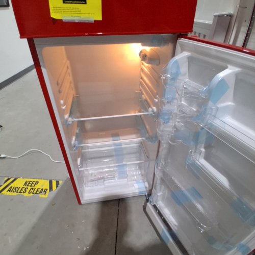UPSTREMAN 7.7 CU. FT REFRIGERATOR WITH FREEZER - RED (MODEL: BD75-RED) image 15
