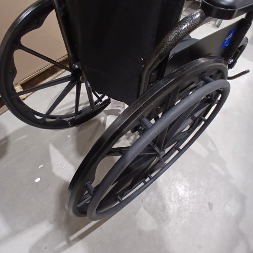 MEDLINE GUARDIAN K1 WHEELCHAIR - 16" SEAT - 300LB CAPACITY - BLACK (MODEL: K1166N22S) image 4