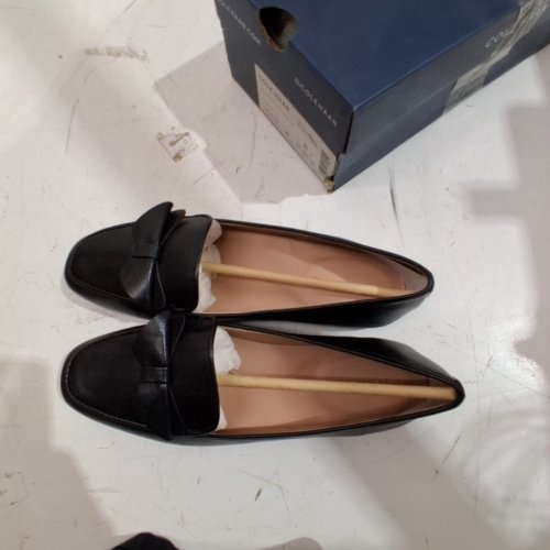 WOMENS COLE HAAN PAYSON SOFT BOW SLIP ON LOAFERS - SIZE 8 B - BLACK (MODEL: W34056) image 4