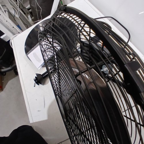 INDUSTRIAL 3-SPEED PEDESTAL FAN, 45.3" - 57.9" HEIGHT ADJUSTABLE - 18" - BLACK (MODEL: BT-HIF18A) image 6