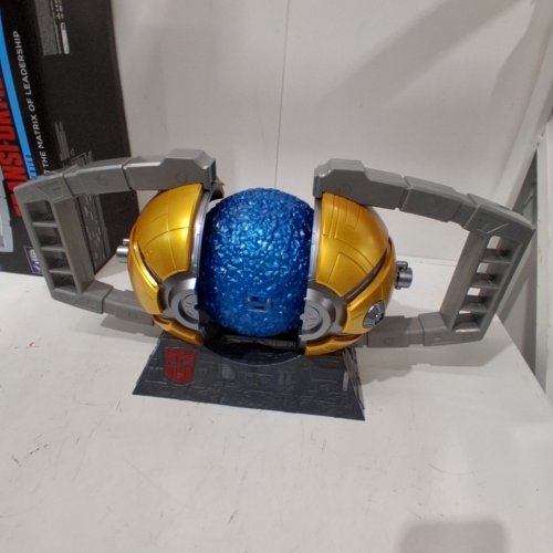 TRANSFORMERS STUDIO SERIES "THE MATRIX OF LEADERSHIP" INTERACTIVE COLLECTIBLE PROP REPLICA - MULTI-COLOUR (MODEL: G18895S01) image 3