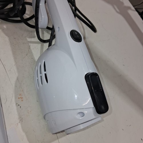 BISSELL FEATHERWEIGHT 3-IN-1 STICK/HAND VACUUM CLEANER - WHITE (MODEL: 2033J) image 5