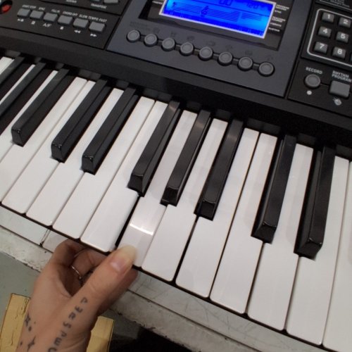 ROCKJAM 61-KEY ELECTRONIC INTERACTIVE TEACHING PIANO KEYBOARD WITH STAND, STOOL & SUSTAIN PEDAL (MODEL: RJ561) image 4