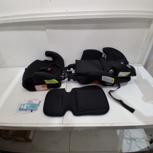 GRACO TRANZITIONS 3-IN-1 HARNESS BOOSTER SEAT - 22-100LBS - PROOF BLACK (MODEL: 2035724) image 4