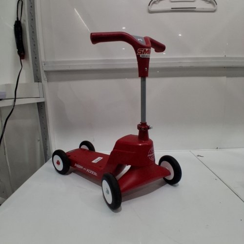 RADIO FLYER RIDE-ON SCOOT 2 SCOOTER 2-IN-1 CONVERTIBLE SCOOTER - RED (MODEL: 616A/616P/616B) image 2