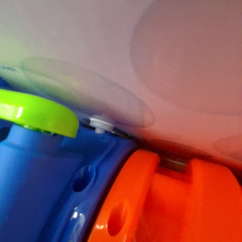 KIDS ZURU BUNCH O BUBBLES SPINNING BARREL BUBBLE BLASTER - 30,000 BUBBLES PER MINUTE (MODEL: 1851658) image 3
