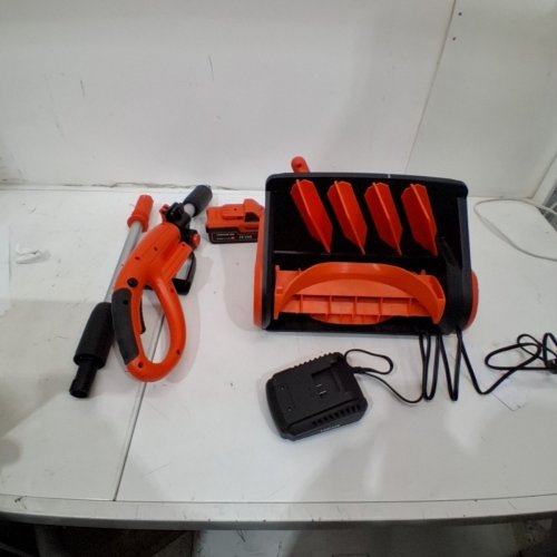 VOLTASK CORDLESS ELECTRIC SNOW SHOVEL WITH CHARGER - 13" - 24V - BLACK/ORANGE - (MODEL: CSS001-130OR-CAVK/SS-20B) image 3