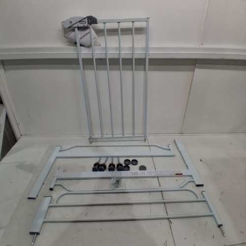 REGALO EASY STEP SAFETY GATE - 29"- 38.5" - WHITE (MODEL : 1160-DS) image 2