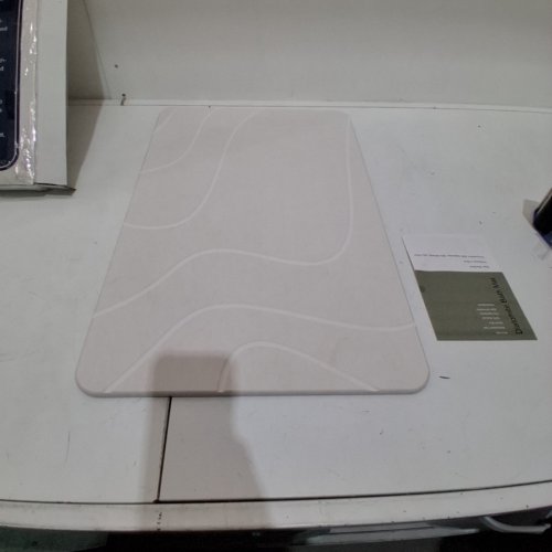 DIATOMITE STONE BATH MAT - 23" X 15" - WHITE image 3