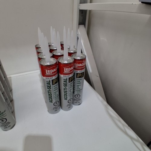 12PK LEPAGE ACOUSTI-SEAL SEALANT - VAPOR & SOUNDS BARRIER CAULK - 825ML (EACH) (MODEL: 628822-12) image 2