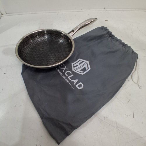 HEXCLAD HYBRID STAINLESS STEEL FRYING PAN WITH STAY COOL HANDLE - 8" - BLACK/SILVER image 2