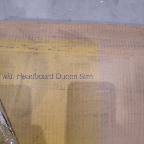 ZINUS MIA METAL PLATFORM BED FRAME - QUEEN - BLACK (ITEM: 30336029) image 3