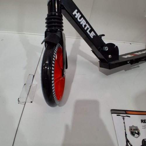 HURTLE RENEGADE ADJUSTABLE SCOOTER WITH KICKSTAND, ADJUSTS FROM CHILD TO ADULT HEIGHT - BLACK (MODEL: HURTSBLK) image 5