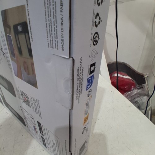 TAYLOR SMART BODY COMPOSITION SCALE - 12" X 12" - BLACK/CLEAR (MODEL: 1901753) image 5