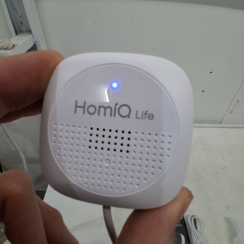 HOMIQ WINDOW INDOOR WIFI SECURITY CAMERA - 3MP, 2K, COLORVUE AI COLOUR NIGHT VISION, PERSON DETECTION WITH AUTO-FOCUS, 24/7 RECORDING, COMPATIBLE WITH ALEXA & GOOGLE HOME - WHITE/BLACK (MODEL: W9) image 2