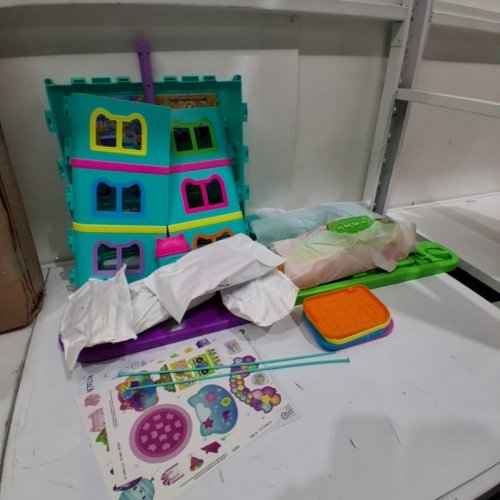 14PC KIDS GABBYS CELEBRATION DOLLHOUSE WITH SOUND EFFECTS AND MUSIC - MULTICOLOURED - (MODEL: 6071385) image 2