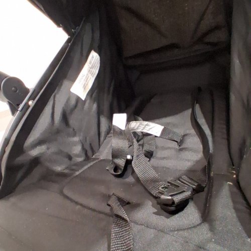 MOMPUSH LITHE V2 LIGHTWEIGHT STROLLER WITH CUP HOLDER AND RAIN COVER - BLACK (MODEL: T3500M) image 5