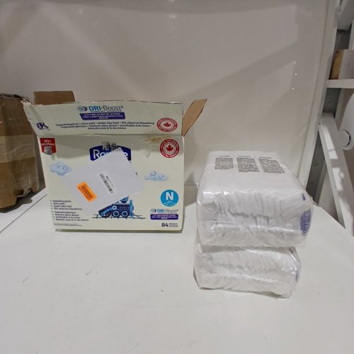 84PK ROYALE PREMIUM DIAPERS - SIZE NEWBORN - WHITE image 2