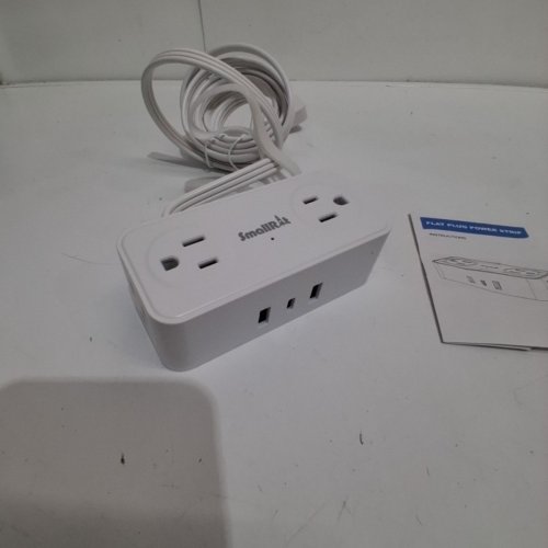 SMALLRT SURGE PROTECTOR FLAT PLUG POWER BAR WITH USB & USB C PORTS- 10FT - WHITE (MODEL: ZYC17) image 5