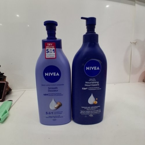 2 ASSORTED NIVEA SMOOTH AND NOURISHING BODY LOTIONS- 625 ML/EACH image 2