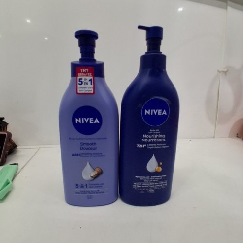2 ASSORTED NIVEA SMOOTH AND NOURISHING BODY LOTIONS- 625 ML/EACH image 3