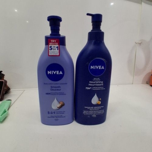 2 ASSORTED NIVEA SMOOTH AND NOURISHING BODY LOTIONS- 625 ML/EACH image 4
