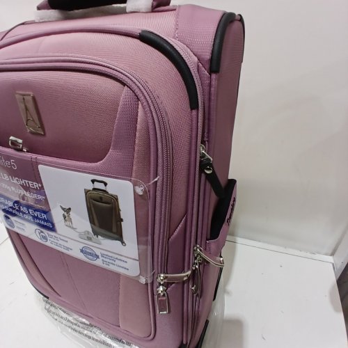 TRAVELPRO MAXLITE-5 SOFTSIDE EXPANDABLE SPINNER LUGGAGE - 21" - pink image 3