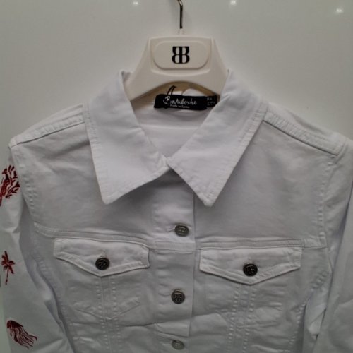 WOMEN'S BARILOCHE JEAN JACKET WITH EMBROIDERED SLEEVE - SMALL / MEDIUM - 38 - WHITE / RED OCEAN LIFE (STYLE : NAMUR) image 4