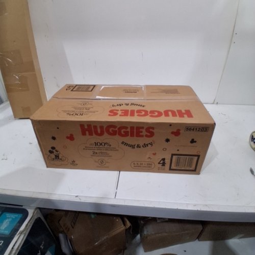 186PK HUGGIES SNUG AND DRY DIAPERS - SIZE 4 image 2
