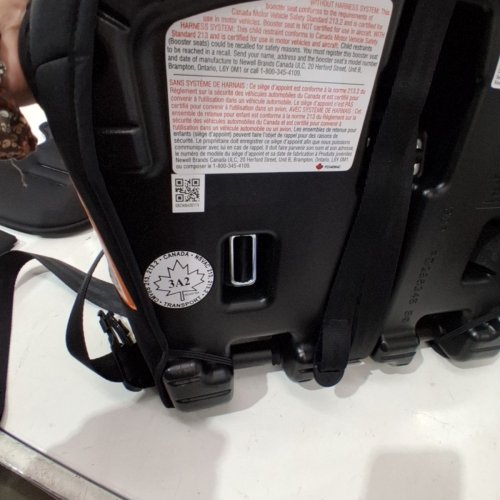GRACO TRANZITIONS 3-IN-1 HARNESS/HIGHBACK/BACKLESS BOOSTER CAR SEAT - 100LBS MAX/CAP - PROOF/BLACK (MODEL: 2035724) image 4